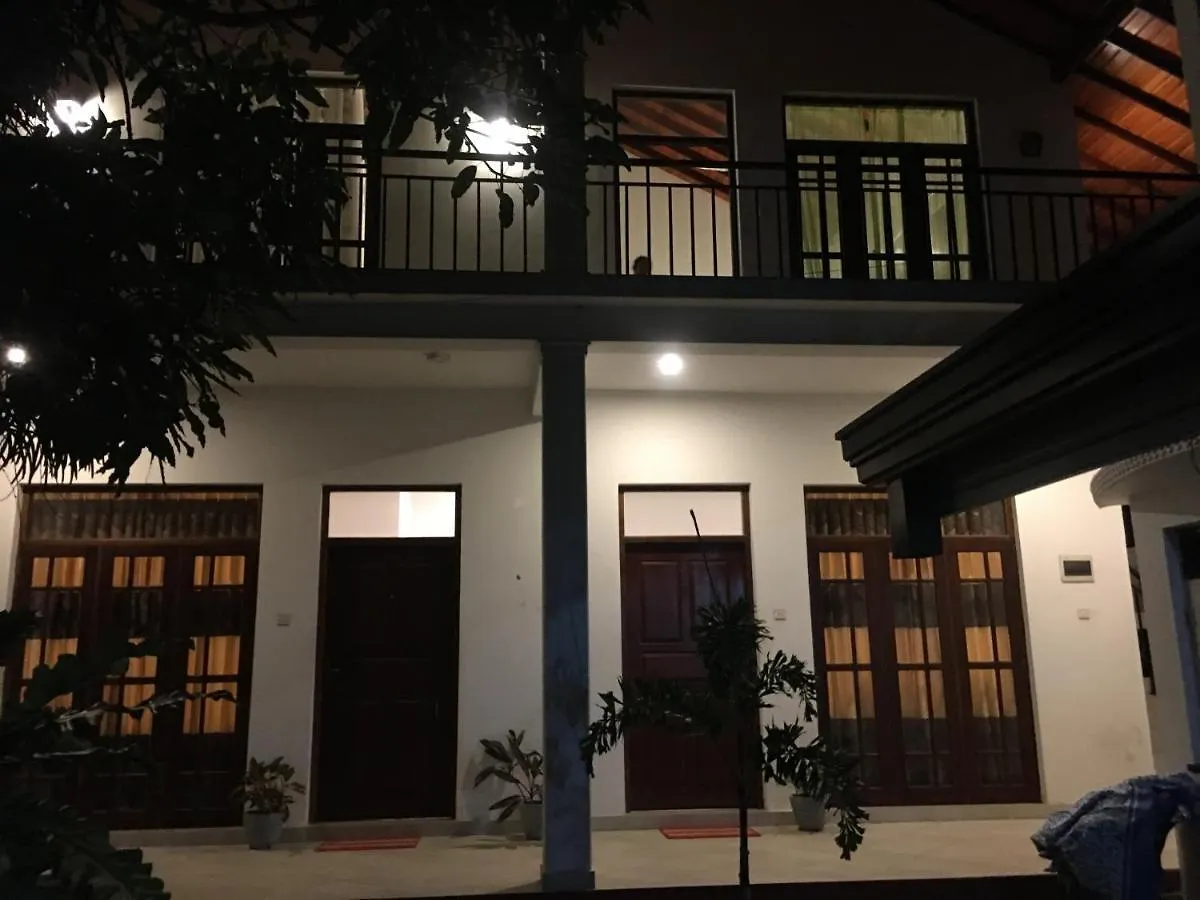 Bed & Breakfast Star Grand Resort Negombo Sri Lanka